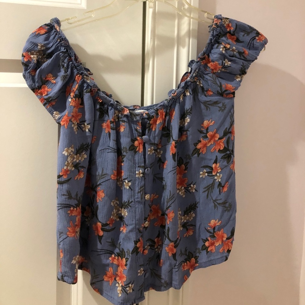 AE off the shoulder top